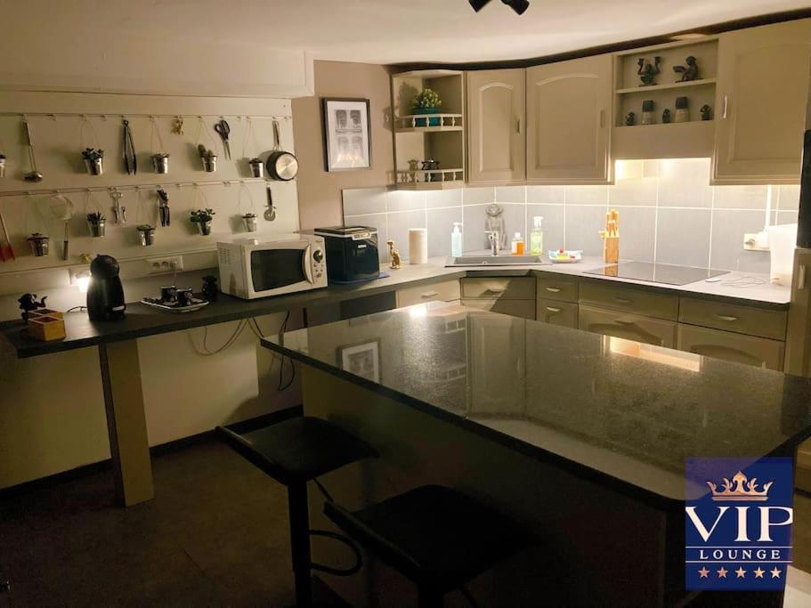 Vip Lounge Appartement Avec Jacuzzi Et Jardin Andenne Exteriér fotografie