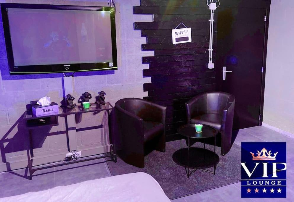 Vip Lounge Appartement Avec Jacuzzi Et Jardin Andenne Exteriér fotografie