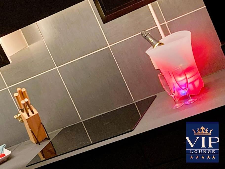 Vip Lounge Appartement Avec Jacuzzi Et Jardin Andenne Exteriér fotografie